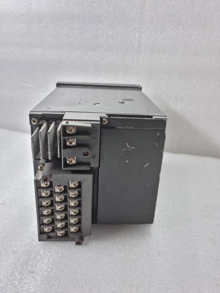 YOKOGAWA TEMPERATURE CHART RECORDER 0-100C PANEL MOUNT FOR PARTS OR REPAIR